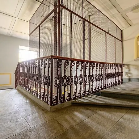  Apartment *